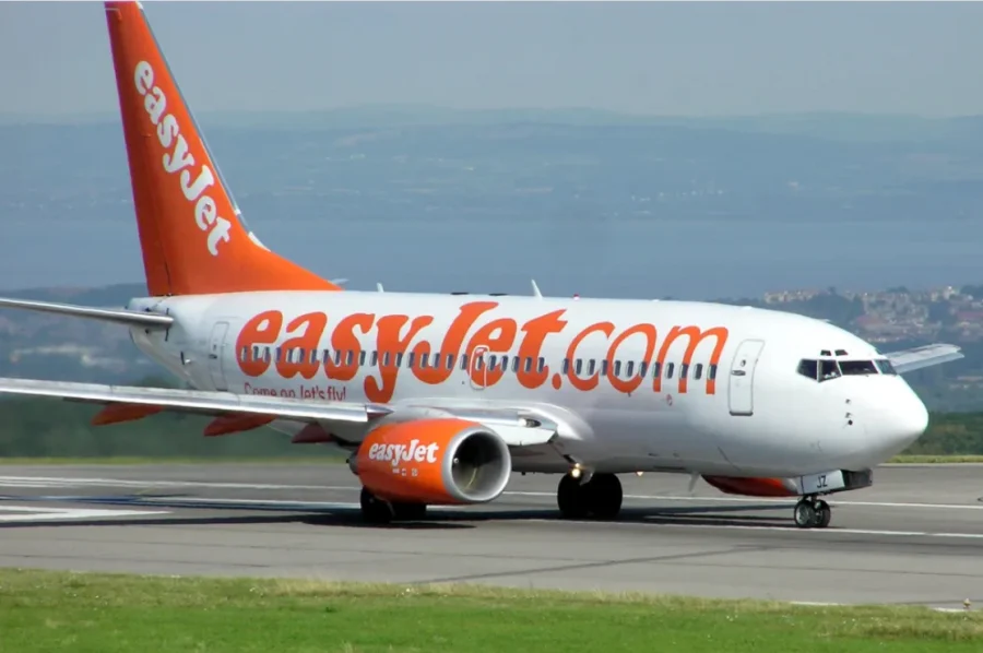 EasyJet: Ακυρώσεις πτήσεων λόγω κορονοϊού