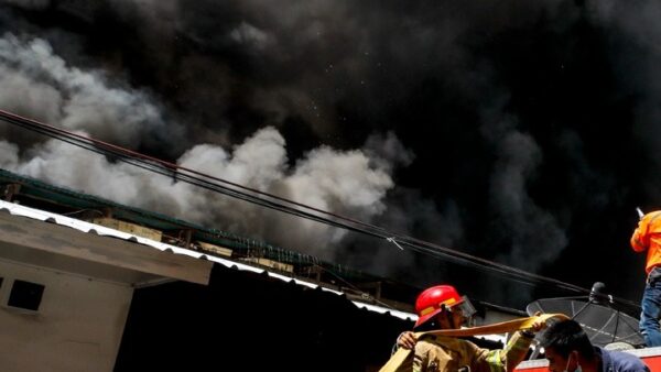 Σαράντα νεκροί από πυρκαγιά σε νυχτερινό κέντρο στην Ταϊλάνδη