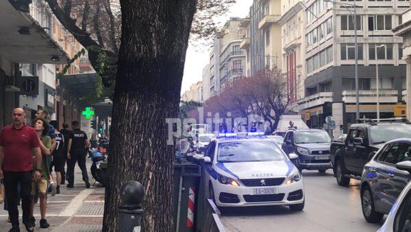 Θεσσαλονίκη: Εκρήξεις σε υποσταθμό της ΔΕΗ - Διακοπή ρεύματος στο κέντρο (vid & pics)