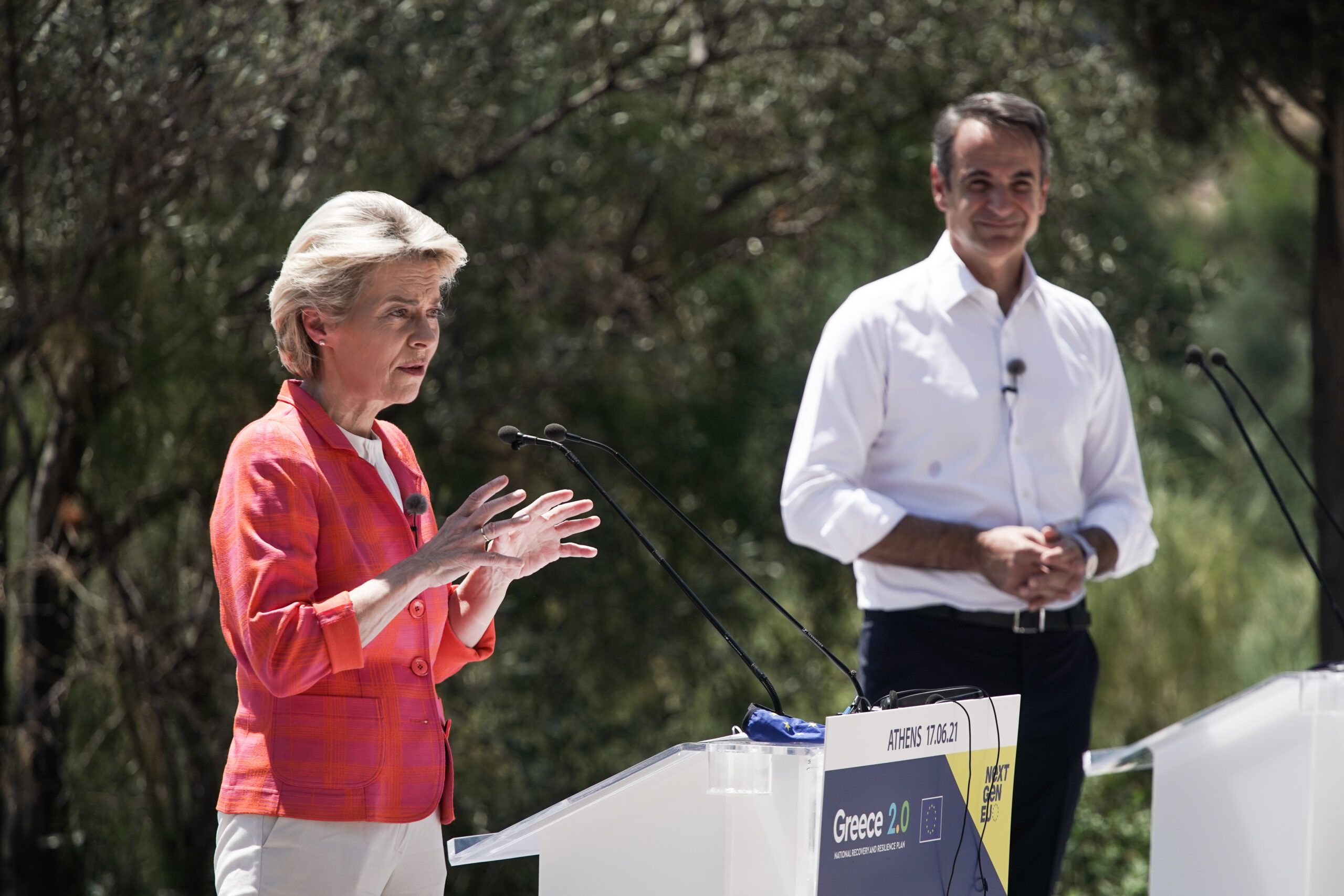 Φον ντερ Λάιεν, 7 αρχηγοί κρατών, 20 ηγέτες του ΕΛΚ σήμερα στην Αθήνα – Στο «τραπέζι» άμυνα, ασφάλεια και ενεργειακή κρίση