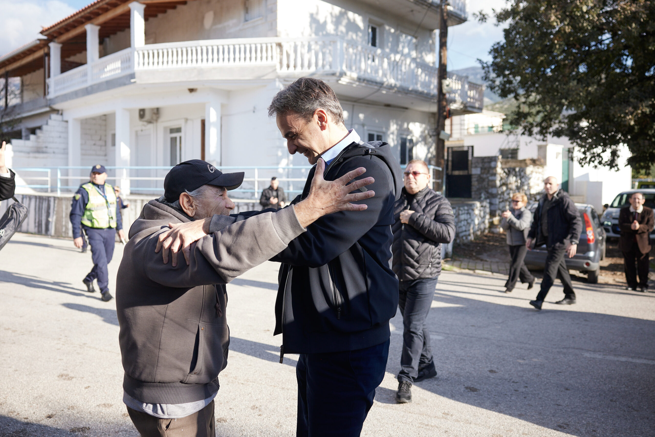 Ο Μητσοτάκης βαδίζει προς τις κάλπες με κοινωνική ατζέντα