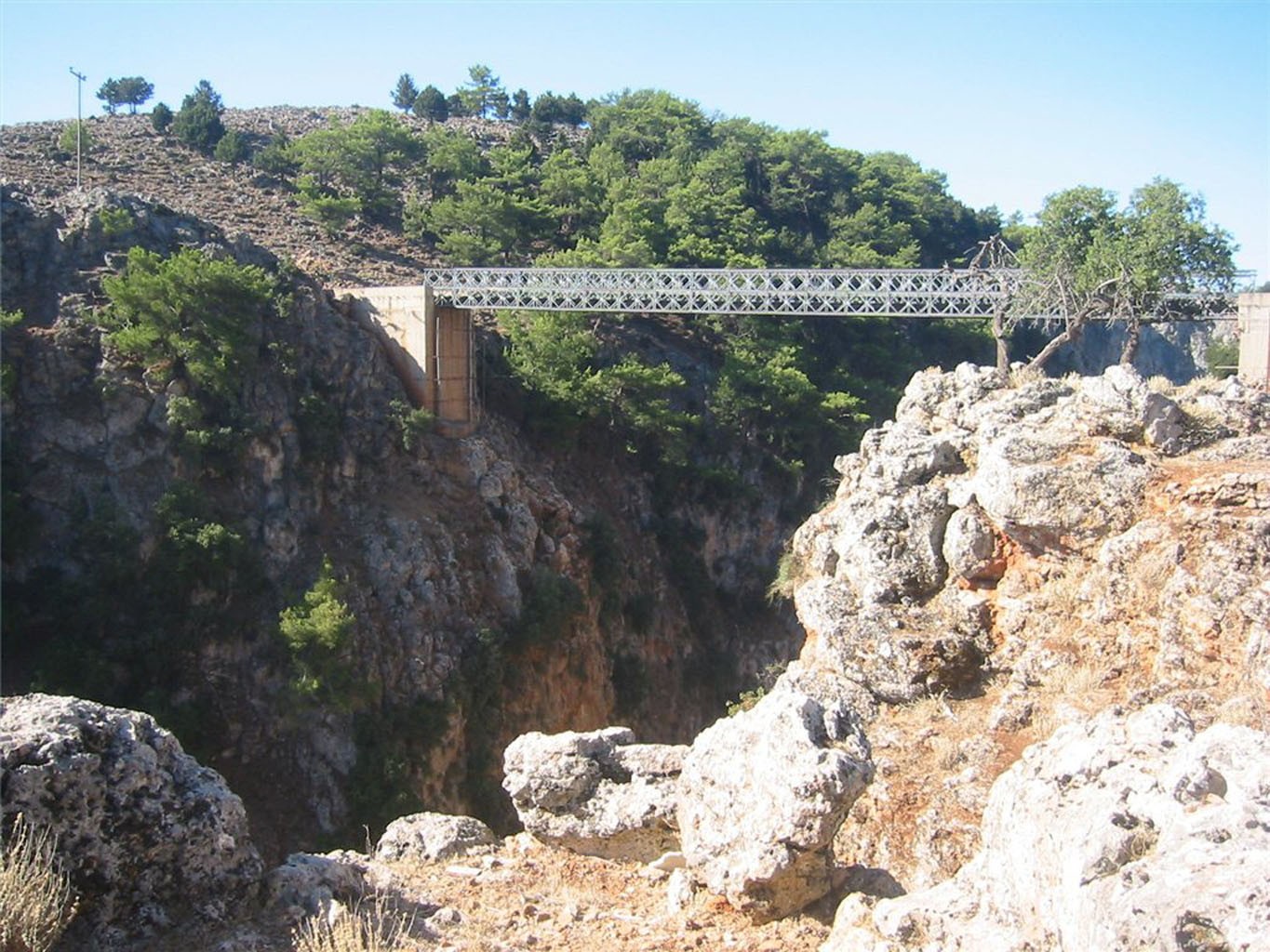 Κρήτη: Εντοπίστηκε η σορό ενός ανθρώπου στο φαράγγι της Αράδαινας