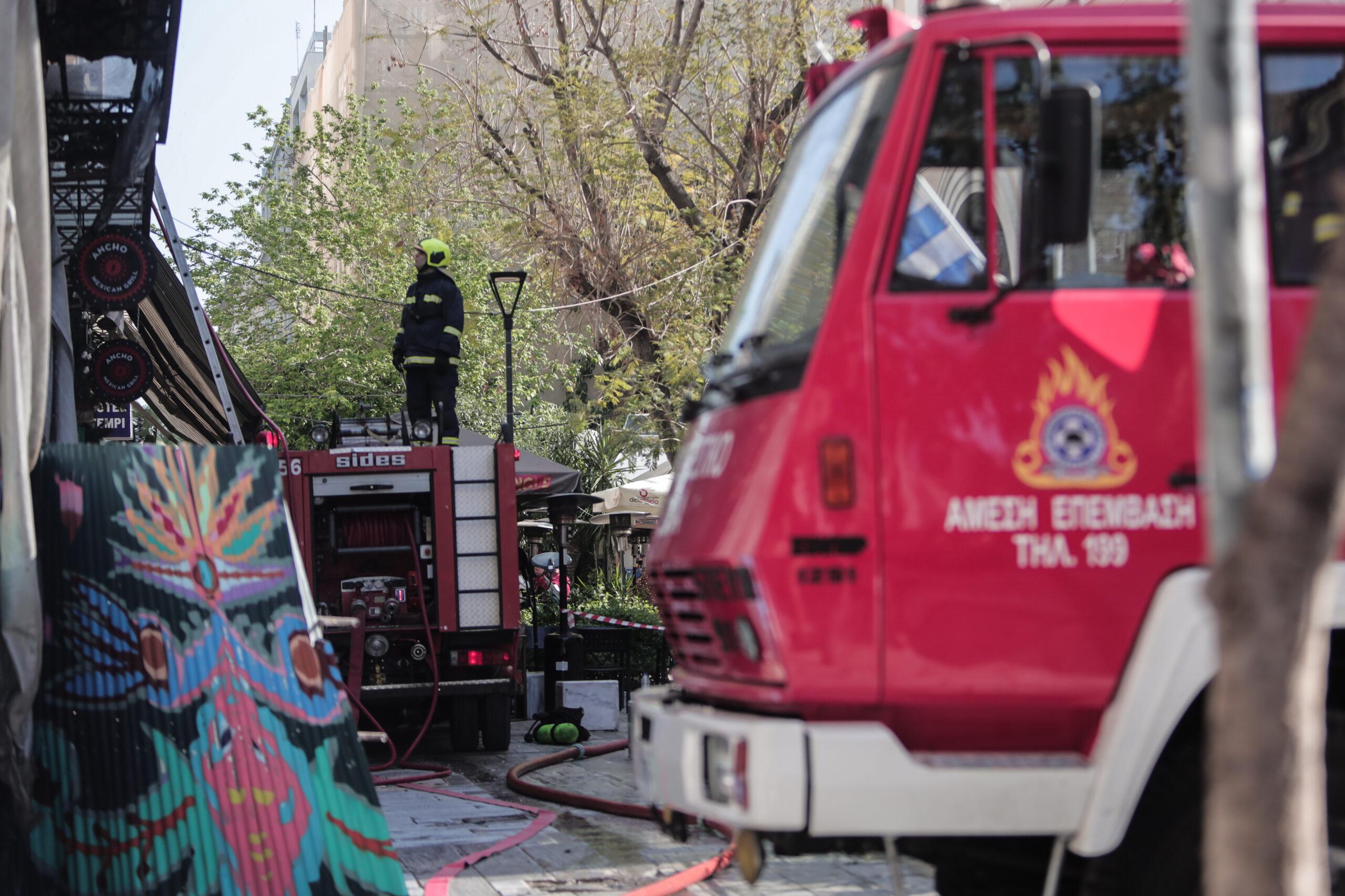 Αττική: Μεγάλη φωτιά σε εργοστάσια