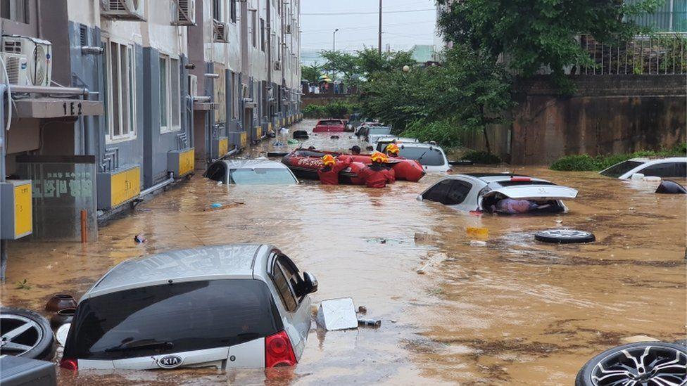 Νότια Κορέα: 1.500 οι εκτωπισμένοι από τις κατολισθήσεις – 7 νεκροί και 3 αγνοούμενοι