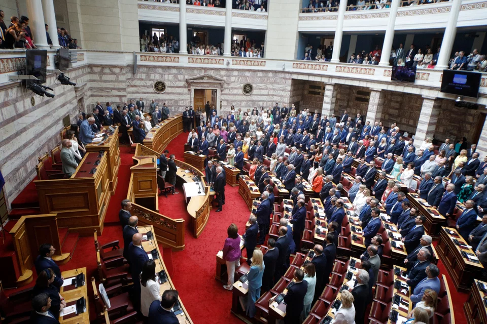 Συνταγματικά δίκαιη λύση η μη πλήρωση των εδρών των Σπαρτιατών, λέει καθηγητής Συνταγματικού Δικαίου