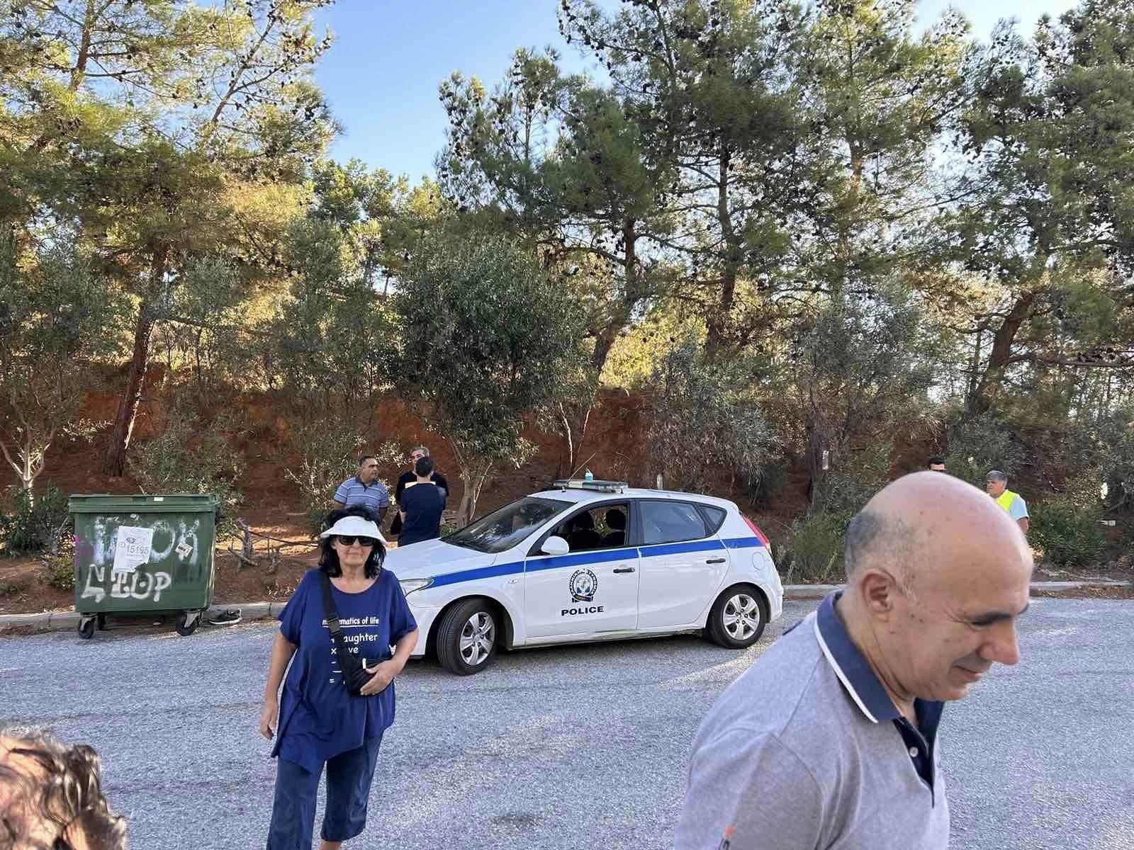 Θεσσαλονίκη: Διαμαρτυρία κατοίκων στα Κωνσταντινοπολίτικα ενάντια στην κοπή δέντρων για το Flyover (BINTEO)