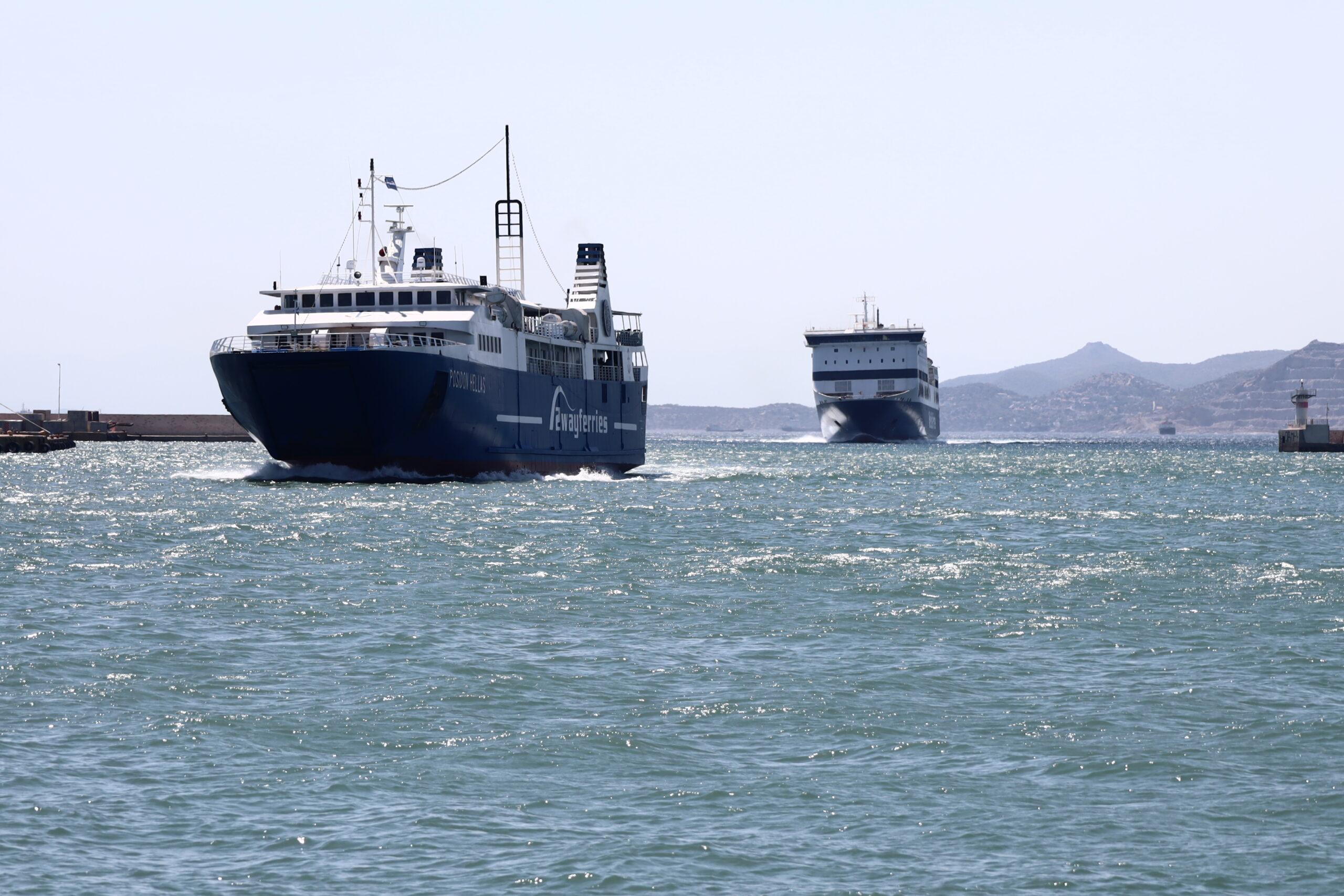 Κυκλάδες: Πλοίο με μηχανική βλάβη επέστρεψε στη Σύρο – Είχε 90 επιβάτες