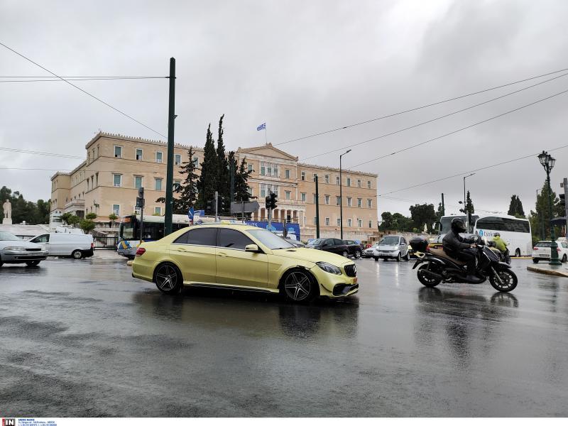 Αθήνα: Αποκαταστάθηκε η κυκλοφορία σε Πειραιώς και Ποσειδώνος