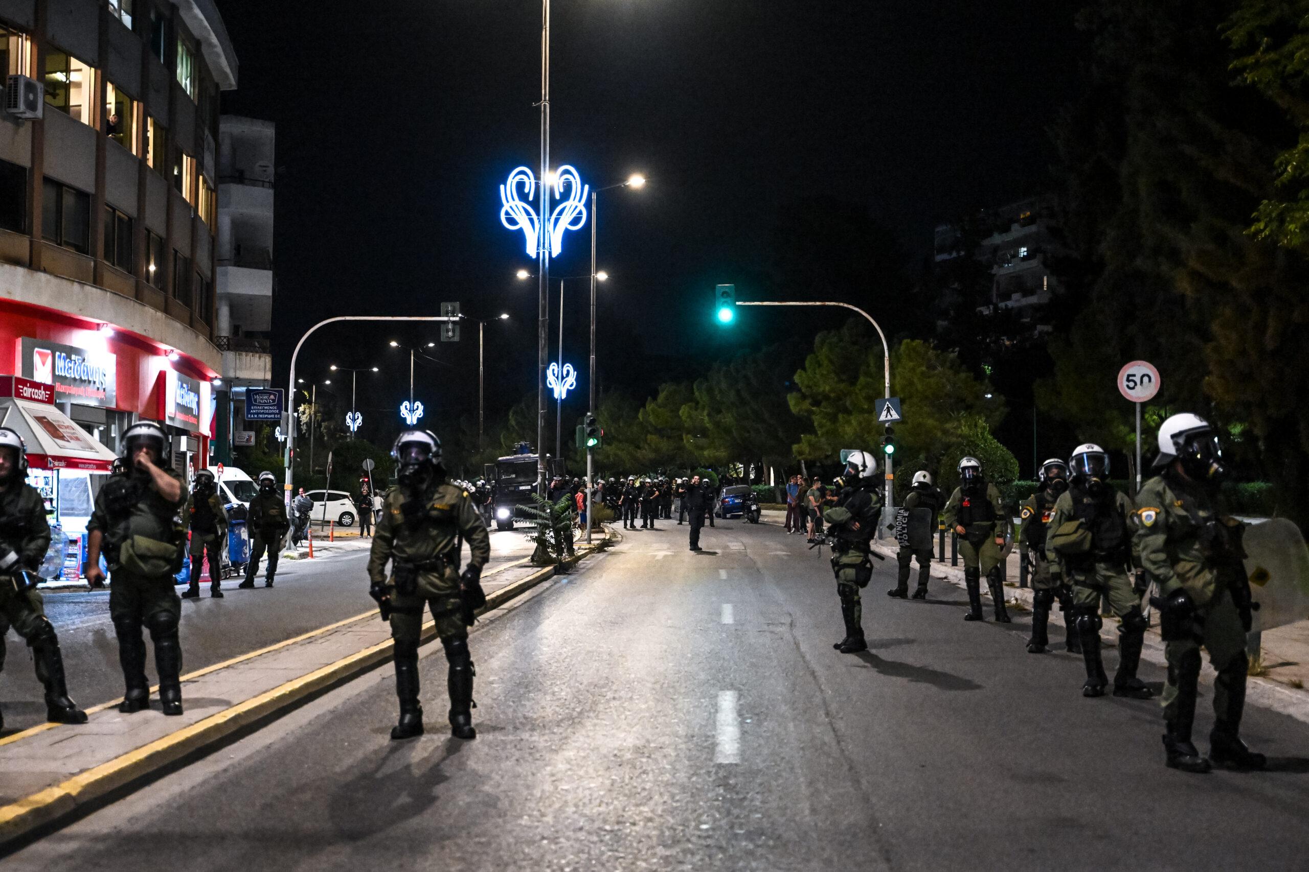 Αθήνα – Επεισόδια: Εισαγγελική παρέμβαση για τον ξυλοδαρμό διαδηλωτή από αστυνομικούς στην πλατεία Βικτωρίας