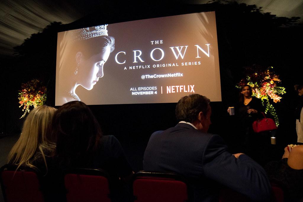 Το επίσημο τρέιλερ του Netflix για το φινάλε του «The Crown» (ΒΙΝΤΕΟ)