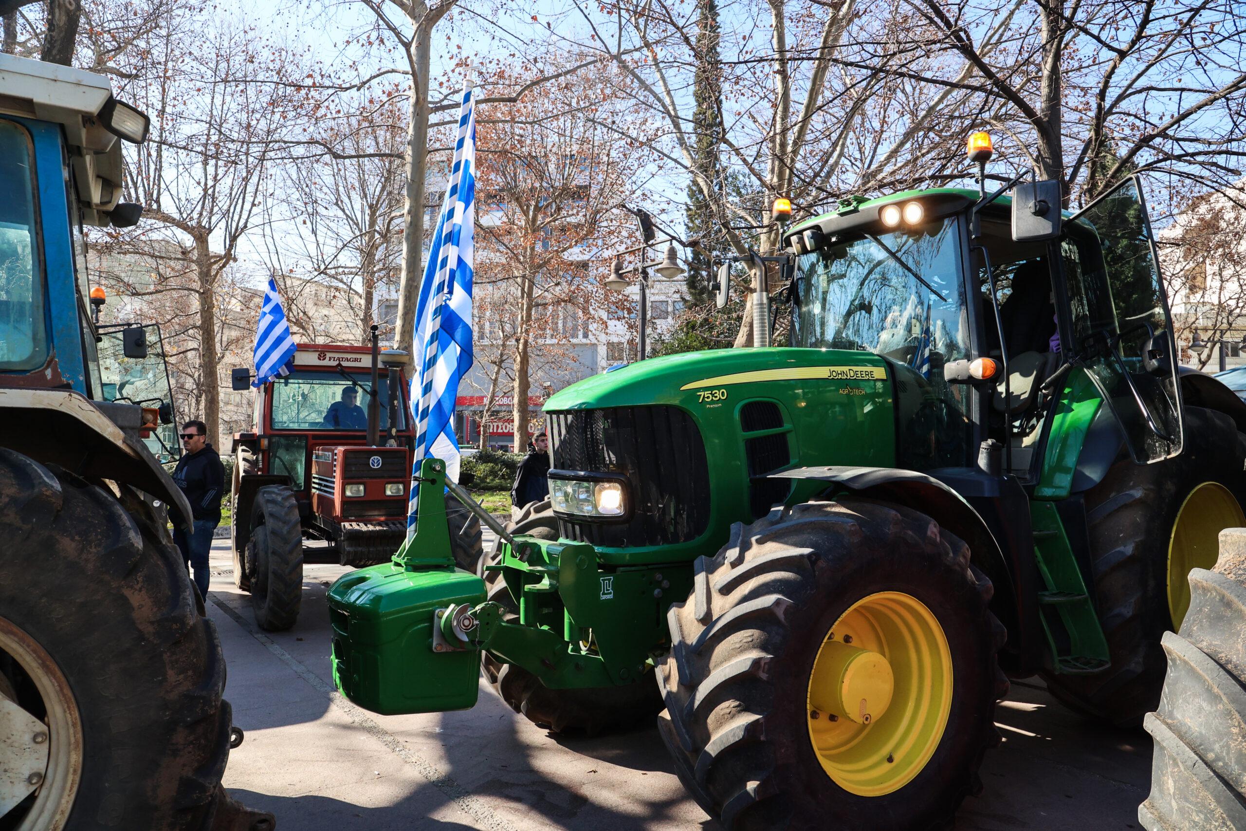 Αγρότες: 100 τρακτέρ από τις Σέρρες θα ξεκινήσουν στις 6 το πρωί με προορισμό τη Θεσσαλονίκη