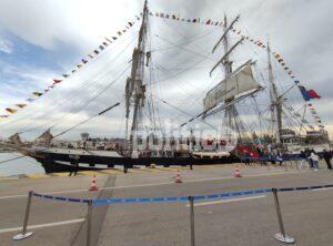 Ολυμπιακοί Αγώνες 2024: Το ιστιοφόρο «Belem» μεταφέρει τη Φλόγα στη Μασσαλία από το λιμάνι του Πειραιά (ΒΙΝΤΕΟ & ΦΩΤΟ)