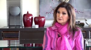 Ειρήνη Νικολοπούλου: «Ανήκω στο πάνθεον της ελληνικής τηλεόρασης» (BINTEO)