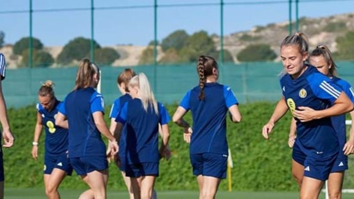 Διαδήλωση στο Hampden Park σε ματς των Εθνικών Γυναικών της Σκωτίας και του Ισραήλ