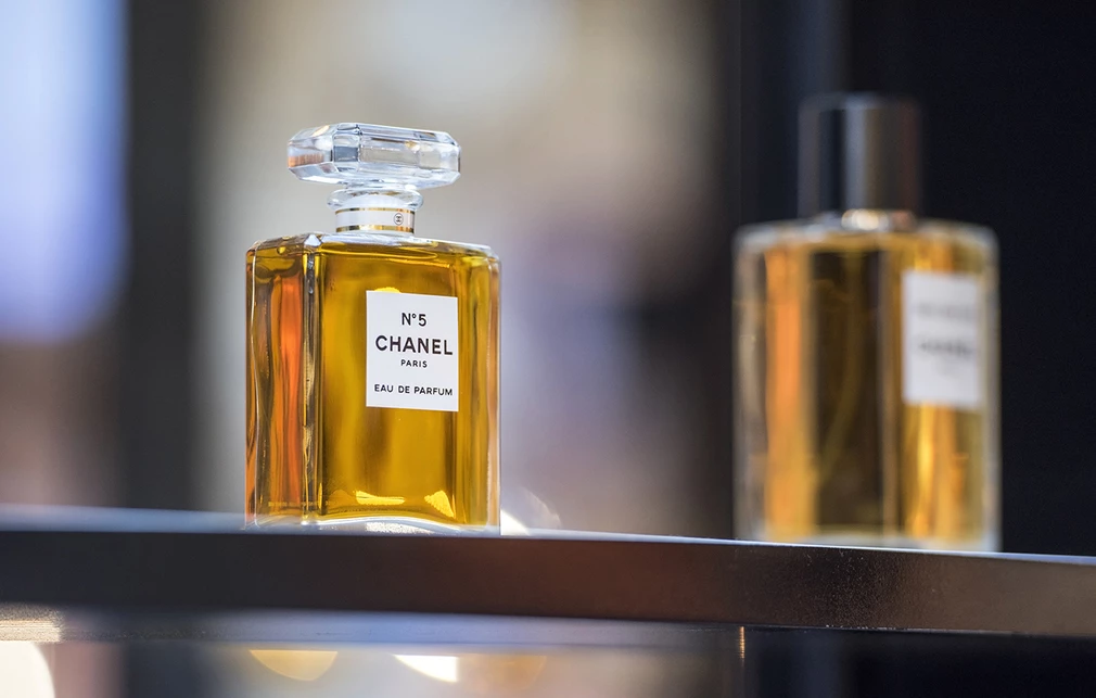 Σαν σήμερα 5 Μαΐου: Κυκλοφορεί το άρωμα Chanel No5 που είναι πιο παλιό και από την μπριγιαντίνη