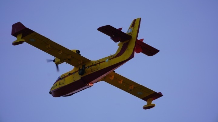 Γ. Λένερσιτς: Δύο Canadair από την Ελλάδα συνδράμουν τους Κύπριους πυροσβέστες για την κατάσβεση της μεγάλης πυρκαγιάς στην Πάφο