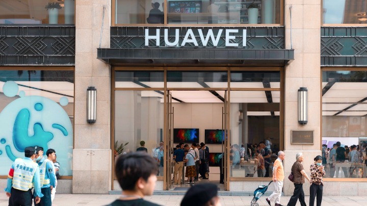 Κίνα-Μπαγκλαντές: Η Huawei βράβευσε τις νικήτριες του διαγωνισμού “Γυναίκες στην Τεχνολογία”