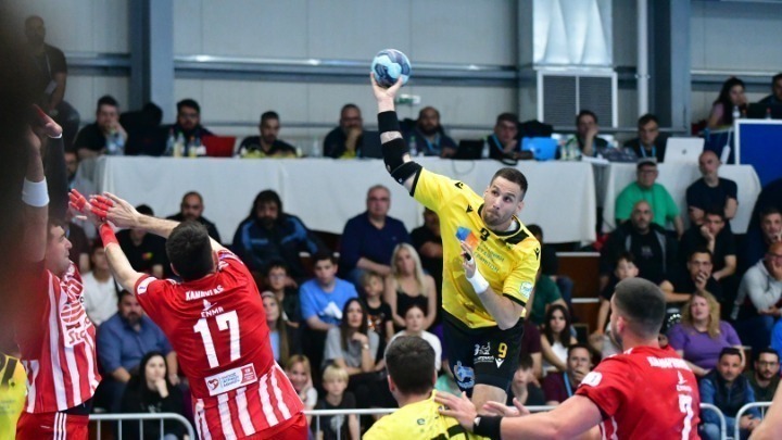 Ώρα… «στέψης» στη Handball Premier