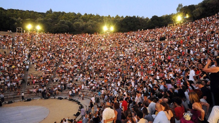 This is Athens – City Festival-Χ. Δούκας: «Το φετινό Φεστιβάλ απλώθηκε από άκρη σε άκρη της πόλης φωτίζοντας και τις πιο αθέατες πλευρές της»