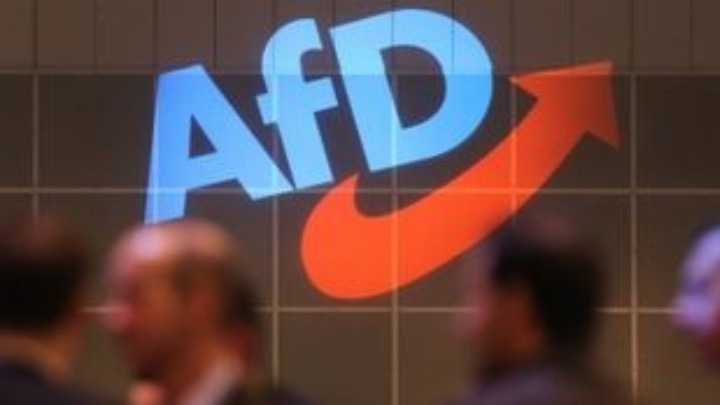 Το ακροδεξιό γερμανικό κόμμα AfD παραμένει στη 2η θέση μια εβδομάδα πριν από τις ευρωεκλογές