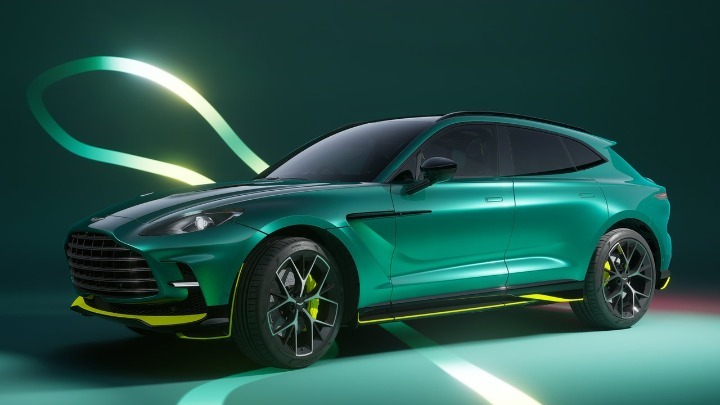 Aston Martin DBX707 AMR24 Edition: Ισχυρό υπερπολυτελές SUV