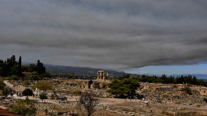 Η τραγική κατάσταση στο Ξυλοκάστορο λόγω της φωτιάς