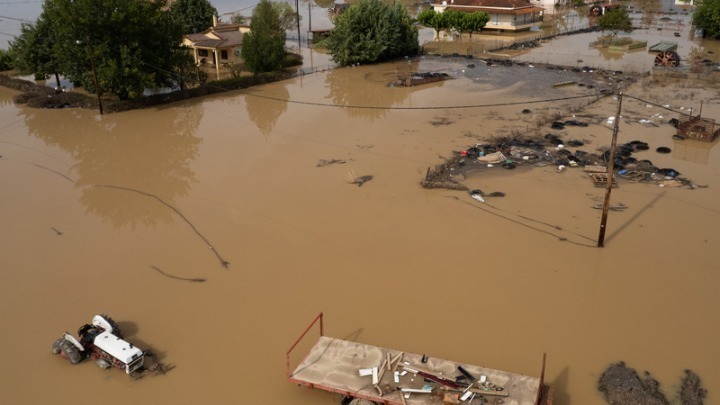 Καταβολή 21,7 εκατ. ευρώ στους παραγωγούς για αποζημιώσεις από τις καταστροφές των «Daniel» και «Elias»