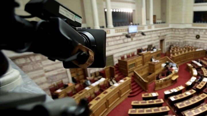 Αυξάνεται η πολιτική πόλωση σύμφωνα με το ΚΕΦΙΜ