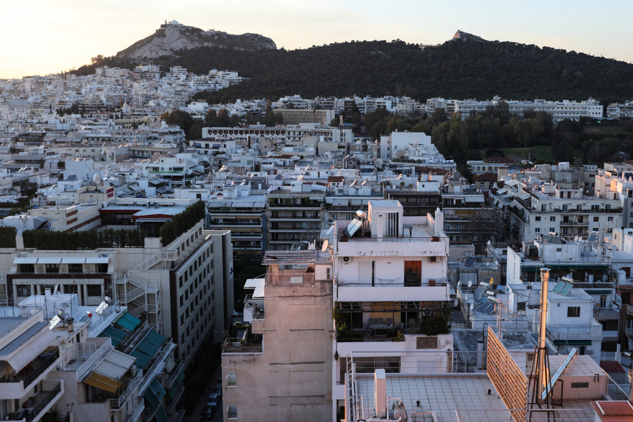 Νέες εξελίξεις στη φορολογία ενοικίων: Το ΥΠΟΙΚ εξετάζει ελαφρύνσεις για μακροχρόνιες μισθώσεις