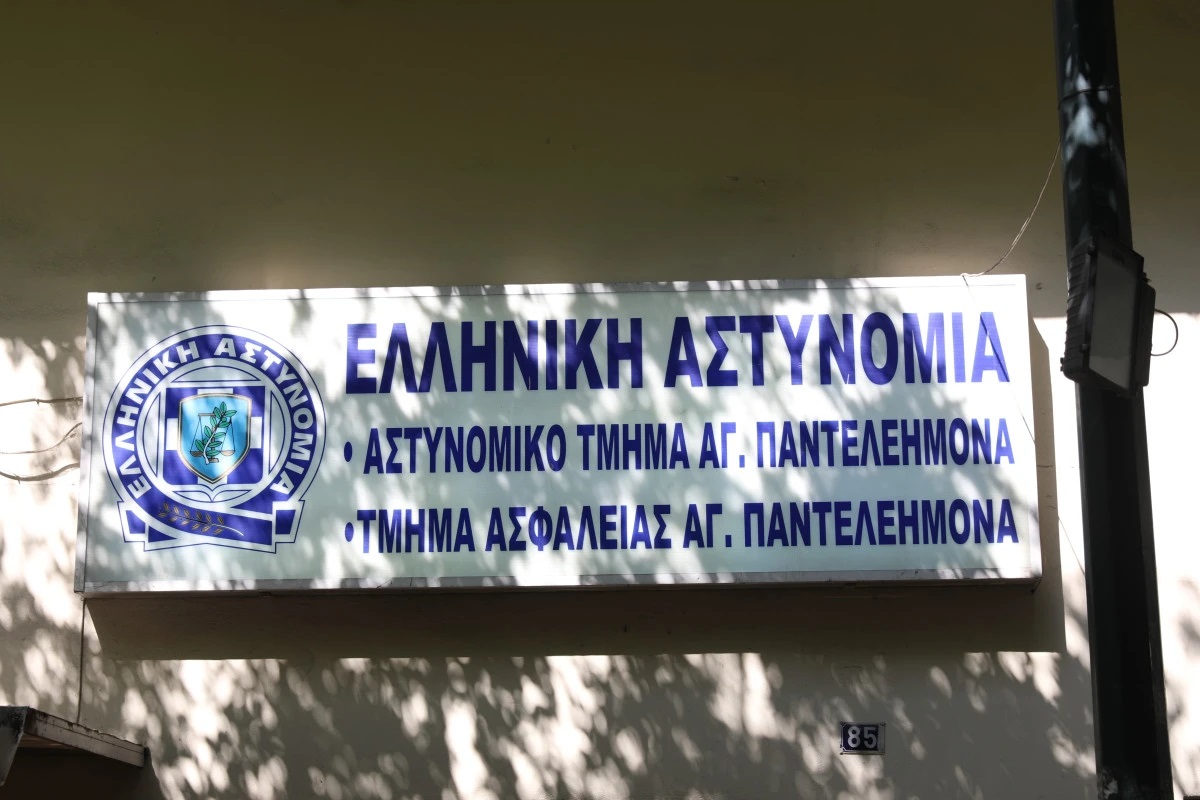 Κασσελάκης: Επίσκεψη στο ΑΤ Αγίου Παντελεήμονα με αφορμή τον θάνατο του Μοχάμεντ Καμράν Ασίκ