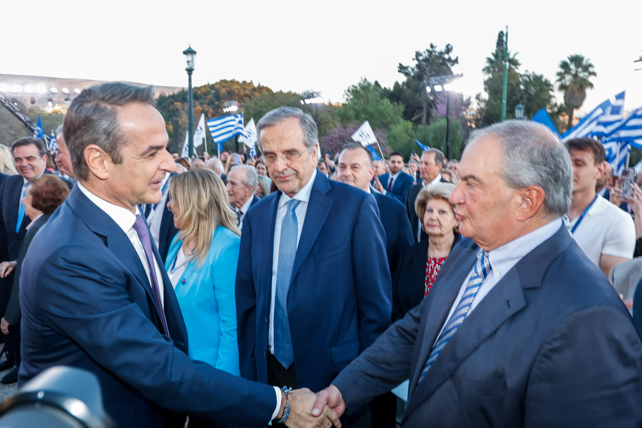 «Όχι» από Καραμανλή και Σαμαρά για το street party στη Ρηγίλλης για τα 50 χρόνια της ΝΔ