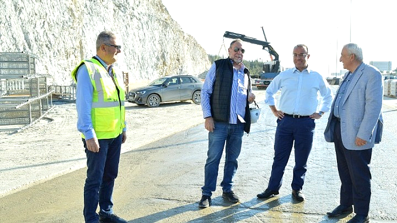 Προοδεύει η κατασκευή του Flyover στην Θεσσαλονίκη με επίσκεψη Σταϊκούρα