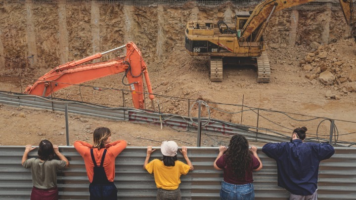 Η θεατρική παράσταση για το Μετρό Θεσσαλονίκης επιστρέφει ενόψει της παράδοσης του έργου