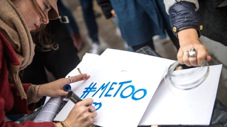 #MeToo: Οι Δημοσιογράφοι Χωρίς Σύνορα ζητούν από τα κράτη να προστατεύουν τους δημοσιογράφους που ασχολούνται με τα δικαιώματα των γυναικών