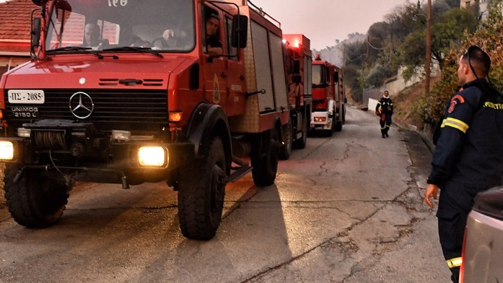 Κλειστός ο αυτοκινητόδρομος Κορίνθου – Πατρών λόγω φωτιάς στο Ξυλόκαστρο