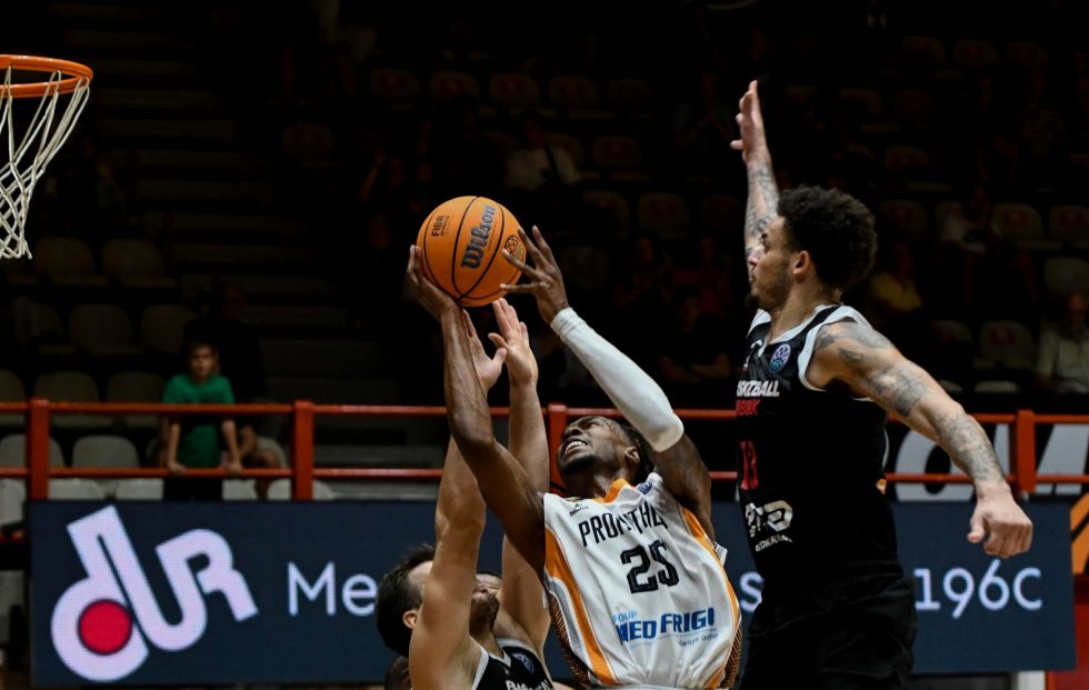 Ήττα για τον Προμηθέα στην πρεμιέρα του Basketball Champions League