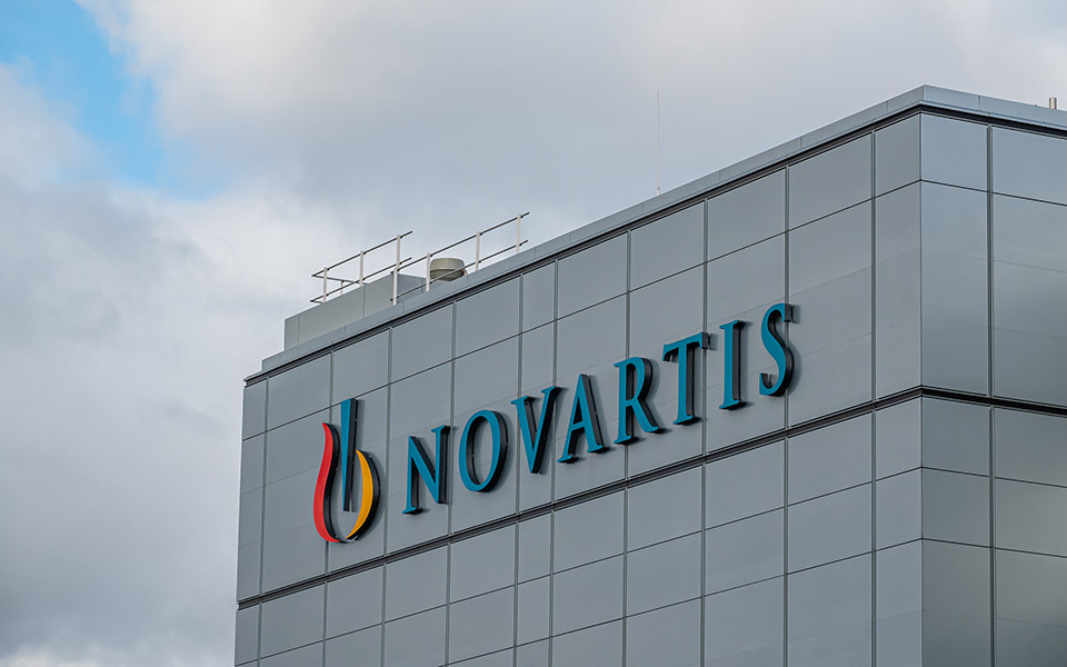 Κασσελάκης για Novartis: Ντροπή για τη χώρα μας  Αποκαλύπτουμε μάρτυρες όσο προστατεύουμε υπουργούς