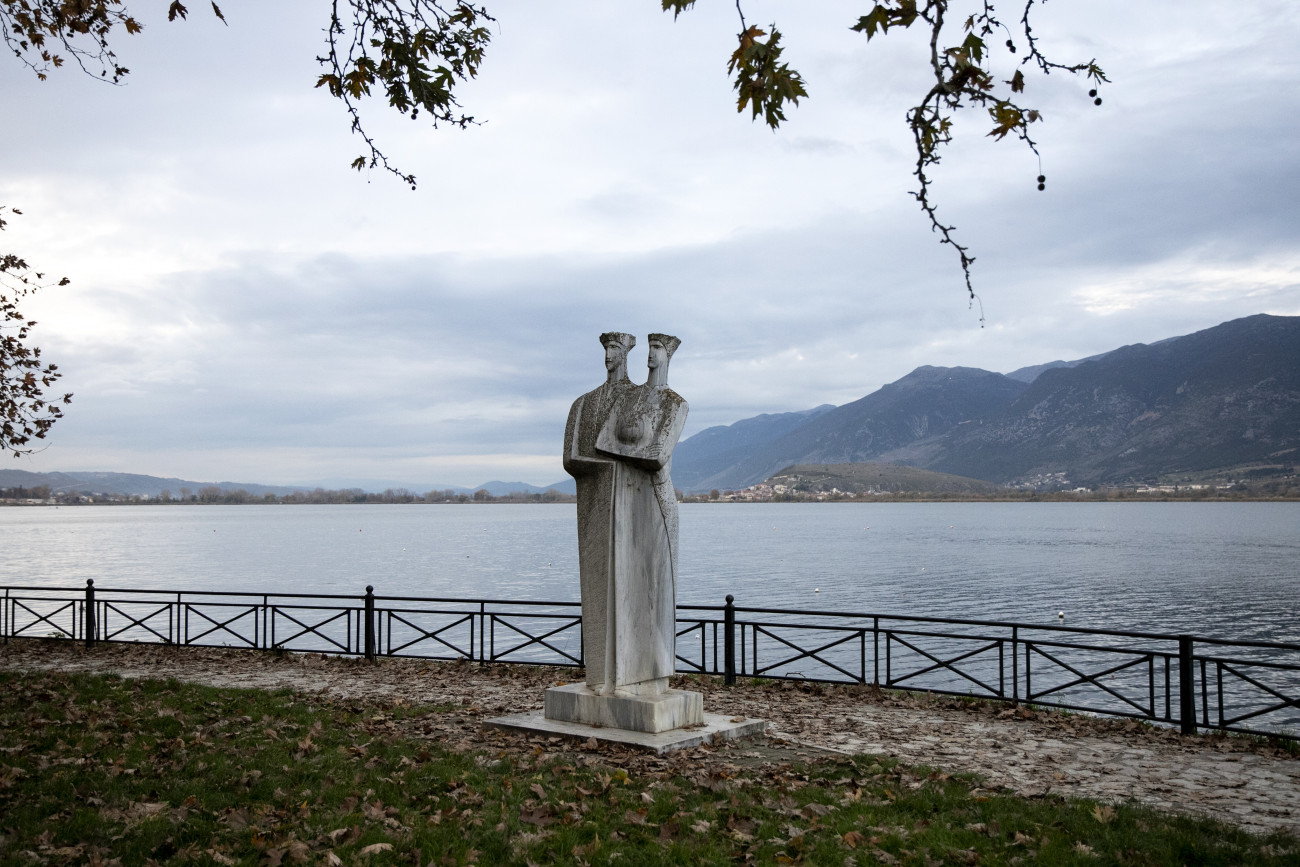 Καιρός: Τοπικές βροχές και ελαφρά πτώση της θερμοκρασίας