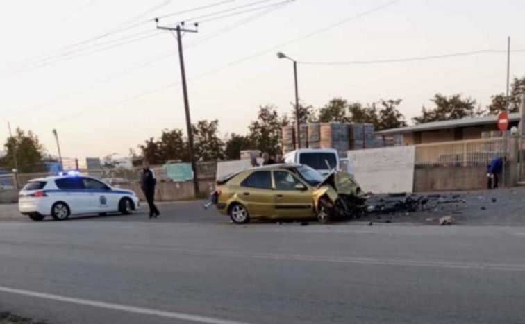 Αγρίνιο: Σοβαρό τροχαίο με τέσσερις τραυματίες – Βίντεο ντοκουμέντο αποτυπώνει τη σύγκρουση