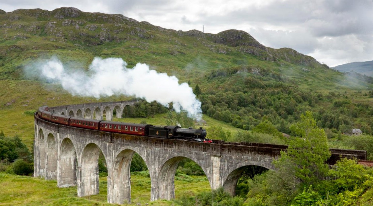 Ξεκίνησαν οι επισκευές στη γέφυρα Glenfinnan