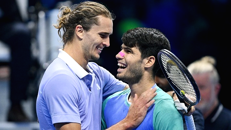 Ζβέρεφ κυρίαρχος στα ATP Finals, προκρίθηκε στα ημιτελικά αποκλείοντας τον Αλκαράθ