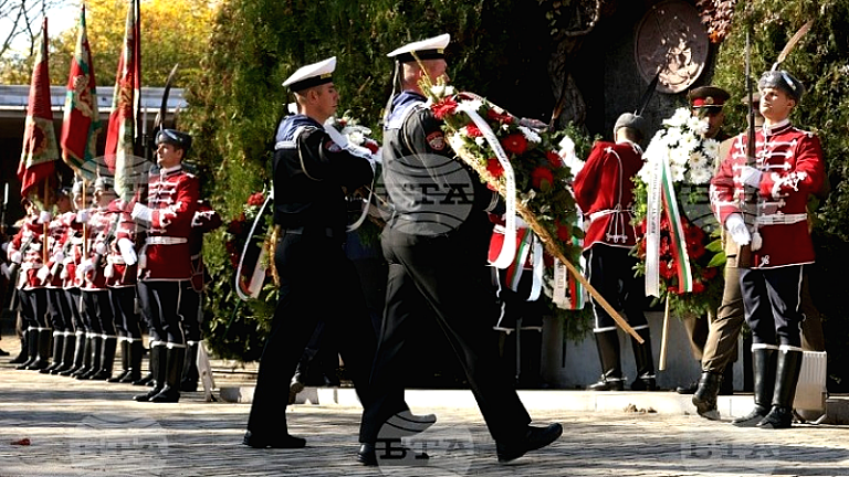 Βουλγαρία - ΒΤΑ: Επιμνημόσυνες δεήσεις σε όλη τη χώρα για την Ημέρα των Ψυχών, φόρος τιμής στους πεσόντες στρατιώτες