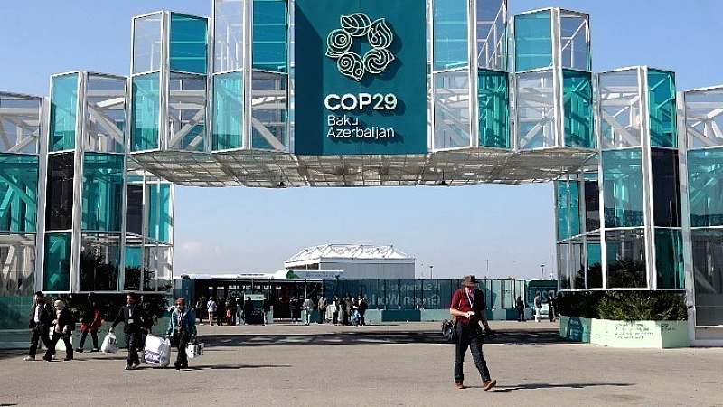 COP29: Σχεδόν 1.800 λομπίστες του τομέα των ορυκτών καυσίμων στο Μπακού