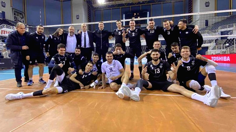 Ο ΠΑΟΚ πανηγυρίζει τη δεύτερη νίκη του στη Volley League