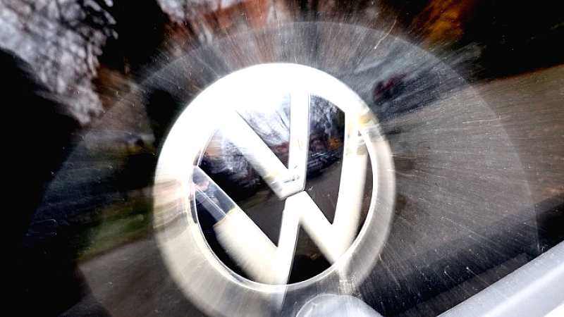 Volkswagen: Κατάργηση των επετειακών μπόνους για τους εργαζομένους