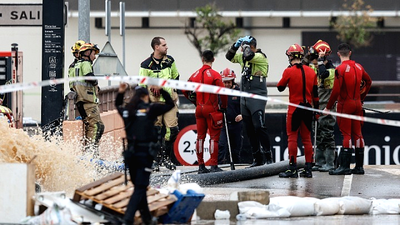 Οργή στην Ισπανία για την αργοπορία στην παροχή βοήθειας μετά τις καταστροφικές πλημμύρες