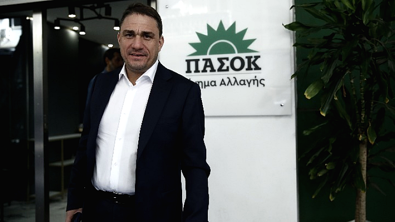 Ο Κ. Τσουκαλάς επισημαίνει την αυξανόμενη αντίληψη της κοινωνίας για το ΠΑΣΟΚ ως τον ισχυρό πόλο απέναντι στη ΝΔ