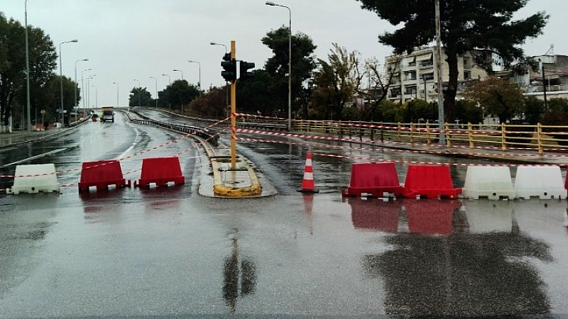 Κλειστή η γέφυρα Δενδροποτάμου λόγω υποχώρησης τμήματος της