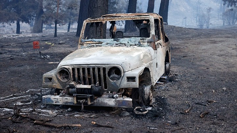 Εκρηκτική εξαπλωση πυρκαγιάς βόρεια του Λος Άντζελες