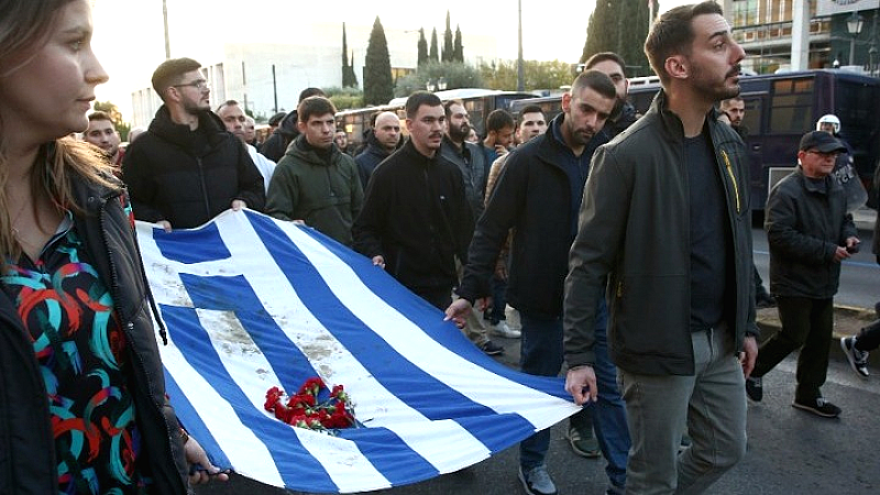 Πορεία για τα 51 χρόνια από την εξέγερση του Πολυτεχνείου: Οι φωνές της αντίστασης ηχούν ξανά